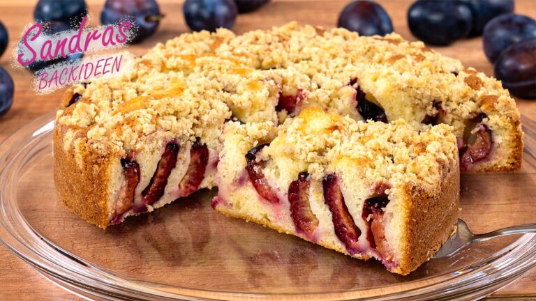 Pflaumenkuchen mit Knusperstreusel - Sandras Backideen