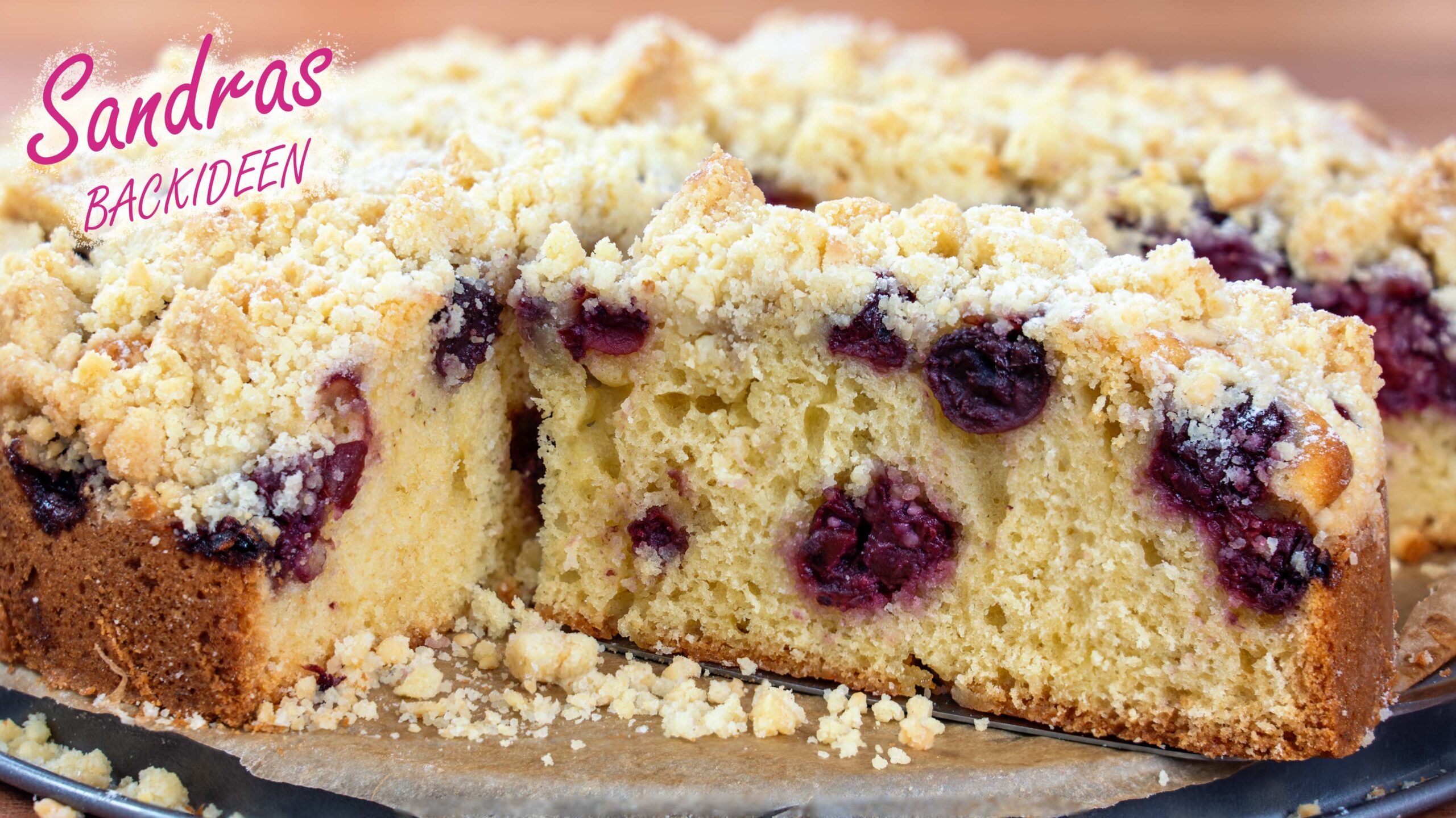 Kirschkuchen mit knusprigen Mandelstreusel - Sandras Backideen